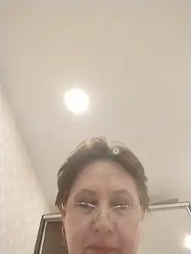 SalientClean élő XXX-chatje