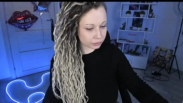 HoneySallyMoore – Naživo XXX chat