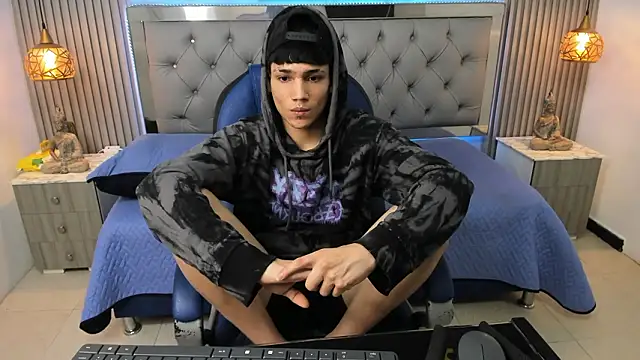 Pokazy przed kamerką – SamBlack_