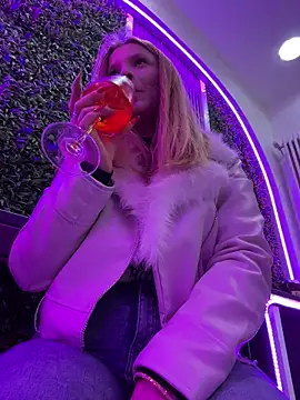 Chat +18 de AnastasiaAniess ao vivo