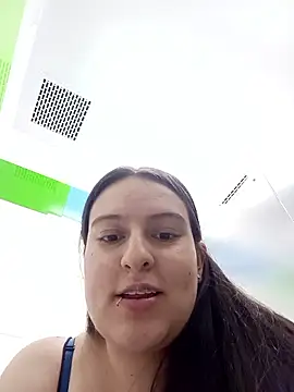 Ary- Adlı Modelin Web Kamerası Şovu