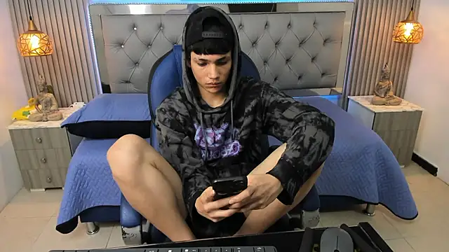 دردشة SamBlack_ الجنسية المباشرة