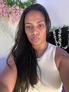 ArielleMillerr-'s Webcam Show