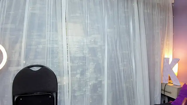 KatieGomez's Live XXX Chat