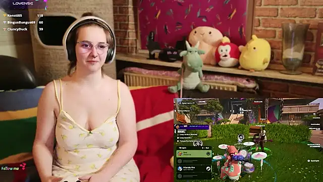 GamerGirl_Eve Live XXX Chat