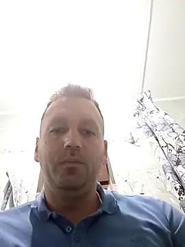 Chatroom XXX en direct de florin421