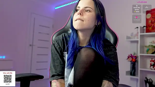 QueenAliceX – Live XXX-chat