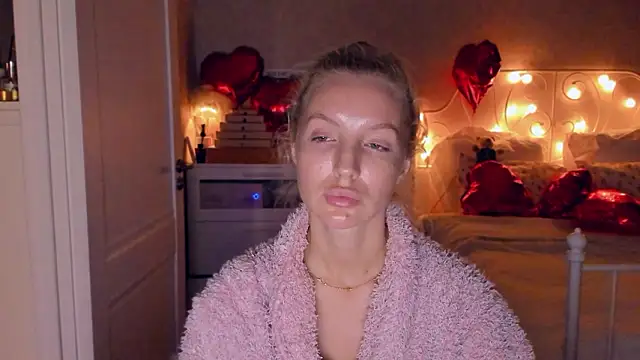 aestetick Live XXX Chat