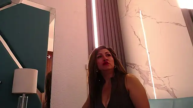 chloe__Jones_のライブXXXチャット