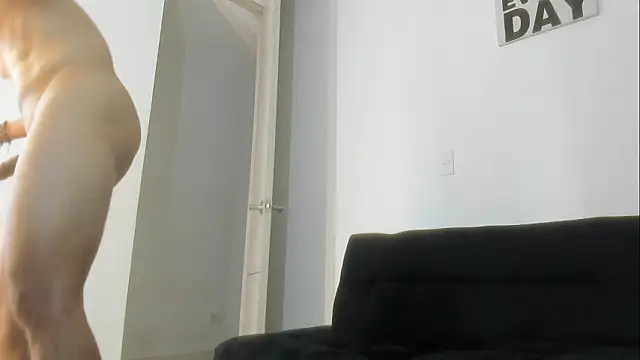 JAAMESSBROWN: διαδικτυακό σόου στην κάμερα