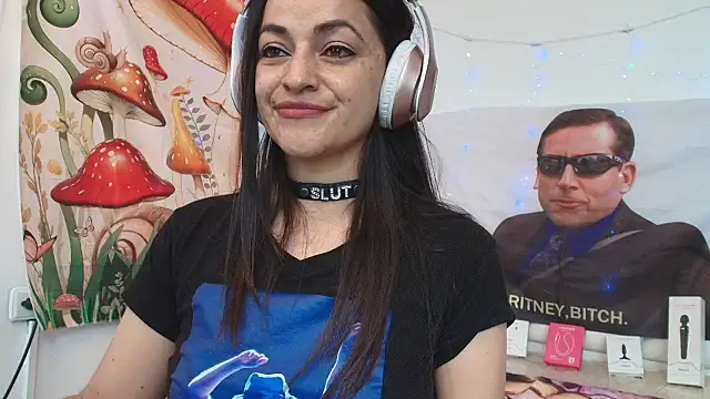 LovelyAzucena – Live XXX-chat