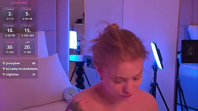 Chat +18 de MollyHilton ao vivo