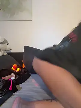 Czat XXX na żywo – Amani_thewolf