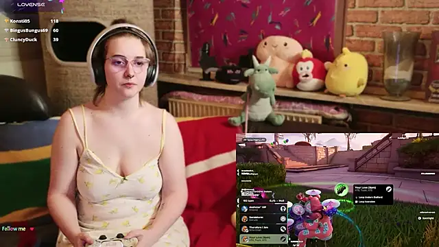 Chat +18 de GamerGirl_Eve ao vivo