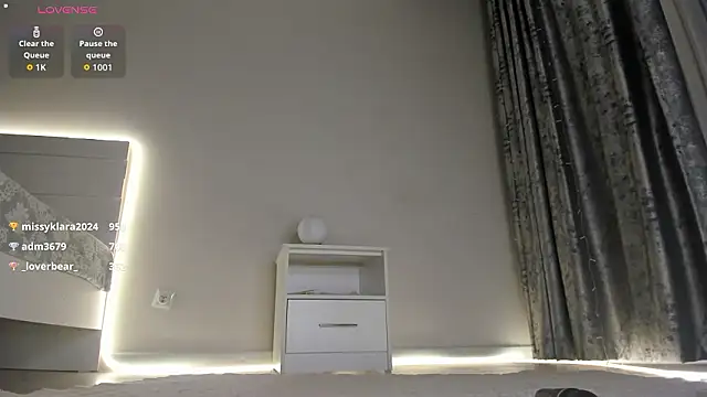 Chat +18 de la_kivi ao vivo