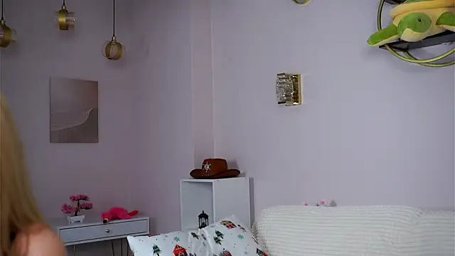 SunnivaCovil 现场XXX聊天