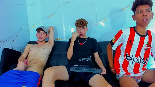 Spicy_guys Show Webcam