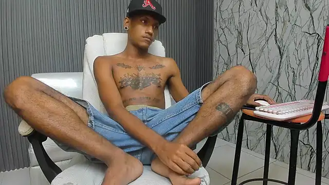 دردشة ManSant الجنسية المباشرة