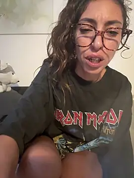 Amani_thewolf Chat XXX live