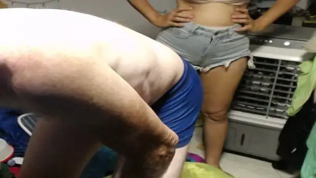 1CuteAndSexy69 লাইভ XXX চ্যাট