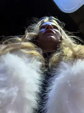 Chatroom XXX en direct de AnastasiaAniess