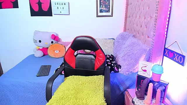 XXX chat uživo modela LillyCandy