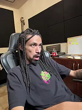 FavelaDaddyCum: онлайн-секс-чат