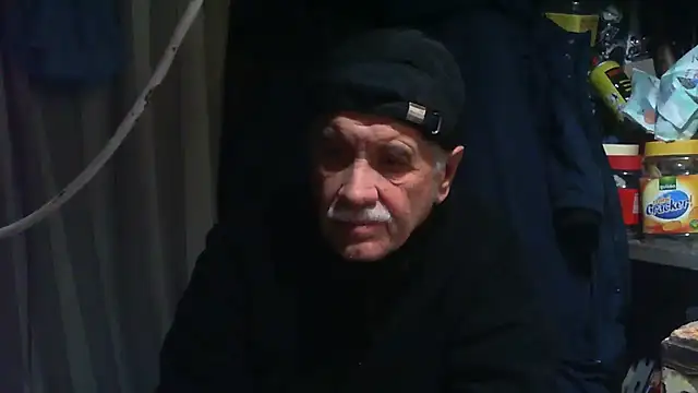 nonnomaturobisex: онлайн-секс-чат