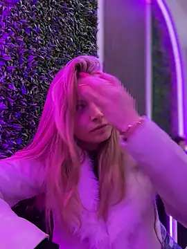 XXX chat uživo modela AnastasiaAniess