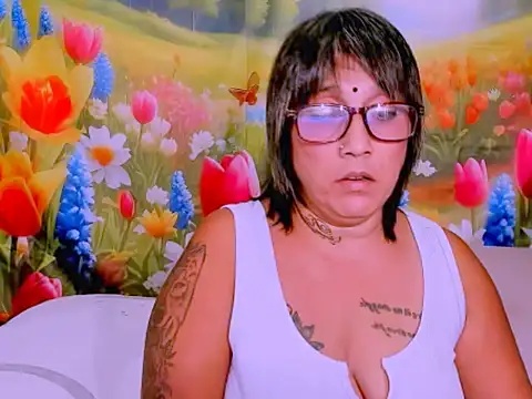 Czat XXX na żywo – indianroxy