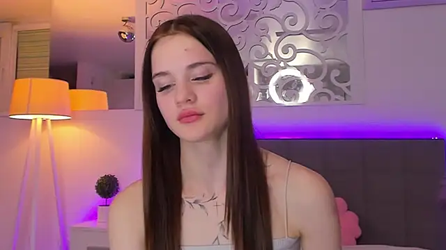 Czat XXX na żywo – LuisaClover