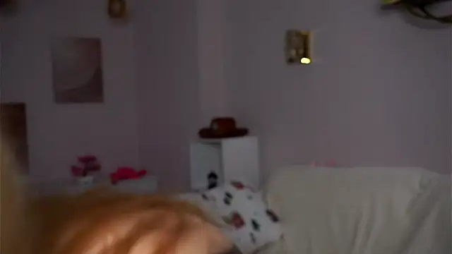 SunnivaCovil's Live XXX Chat