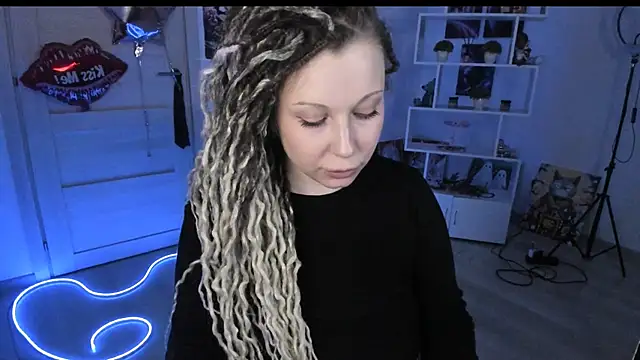 HoneySallyMoore live XXX chat