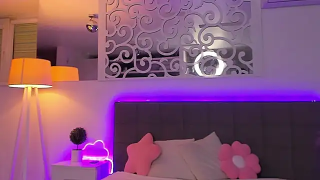 LuisaClover Obrolan Langsung XXX