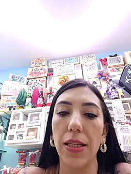 دردشة LunaZambrano الجنسية المباشرة