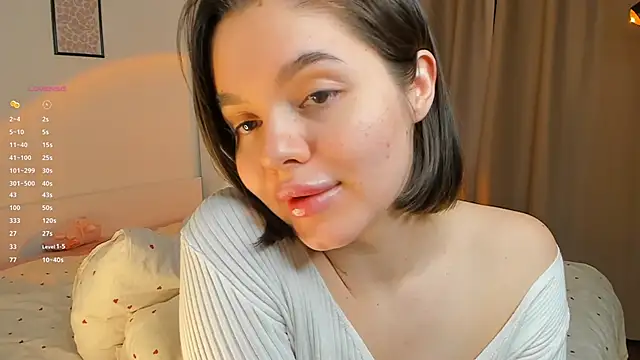 Xo_Laura: онлайн-секс-чат