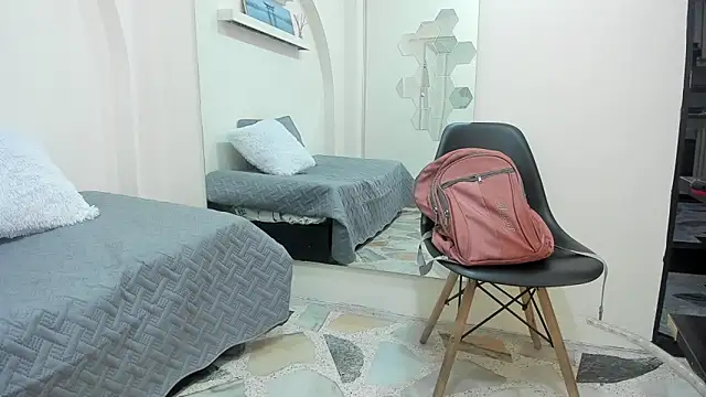 Chat XXX ao vivo de alicee__whitee