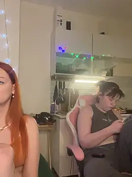 Radiants_two Adlı Modelin Canlı XXX Sohbeti