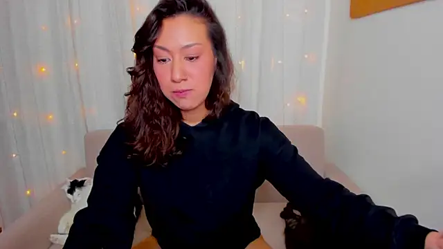 Chat +18 de FieryHeart ao vivo