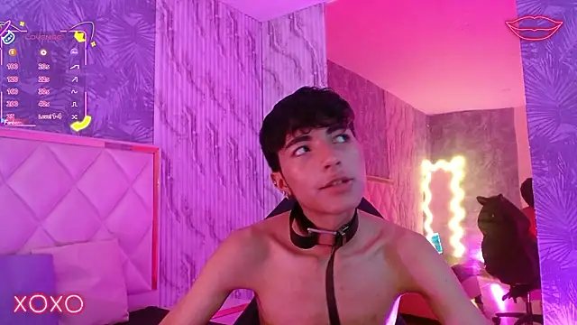 XXX chat uživo modela osamu_tay