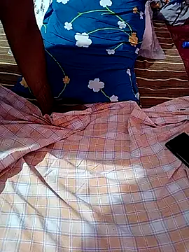 adicma123 Live XXX Chat