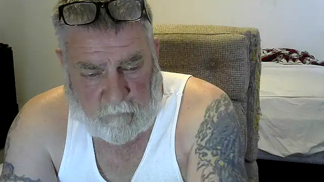 Chat XXX en directo de viejo_oso