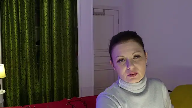 RaileReed élő XXX-chatje