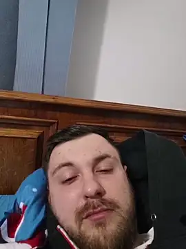 Chat XXX en directo de hugedickedd