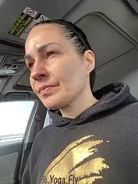 Amira_Amira élő XXX-chatje