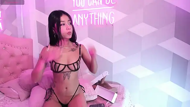 BiancaShermann's Live XXX Chat