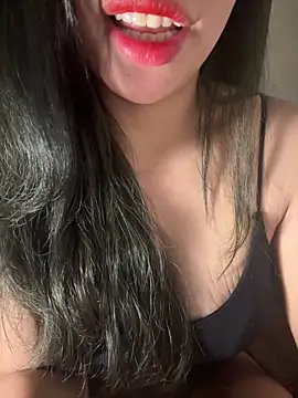 QuynhAnh_2k1 网络视讯表演