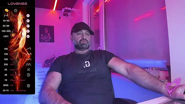 HAIR-MANのウェブカメラショー