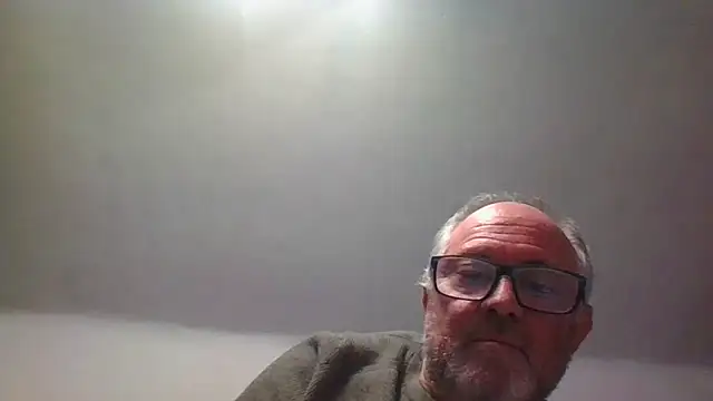 naughtygrandad1 – Kamerová šou