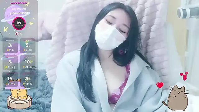 Hibikiii_ – Naživo XXX chat